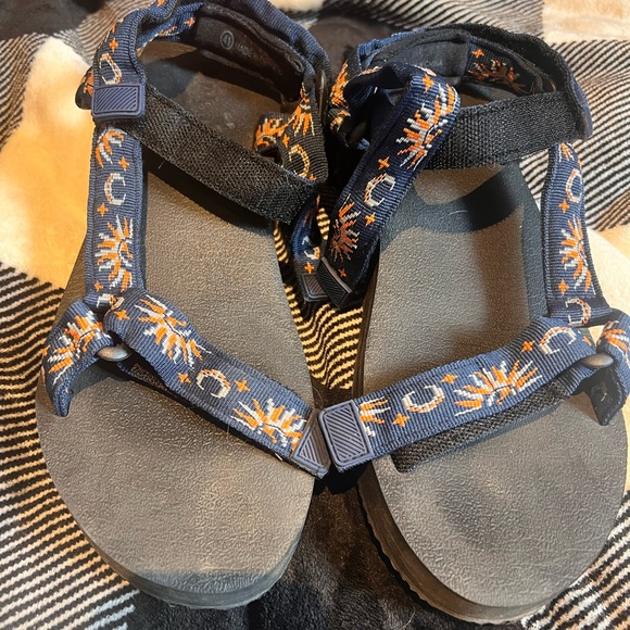 Teva Navy and Orange Patterned platform Sandals - Picture 1 of 1